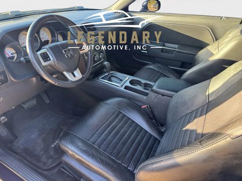 Used 2013 Dodge Challenger SXT image 6