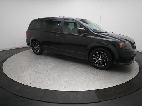 Used 2018 Dodge Grand Caravan GT FWD image 36
