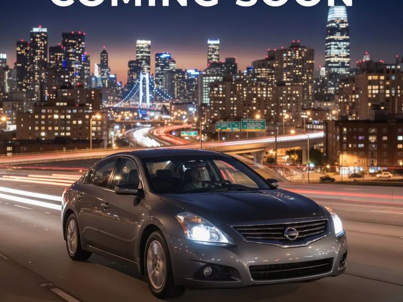 Used 2012 Nissan Altima 2.5 S image 1