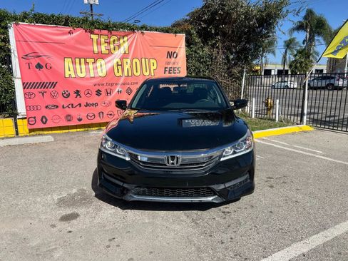 Used 2016 Honda Accord LX image 2