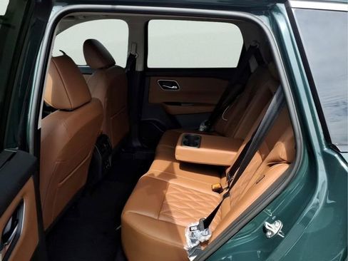 New 2026 Nissan Rogue Platinum AWD/4WD image 25