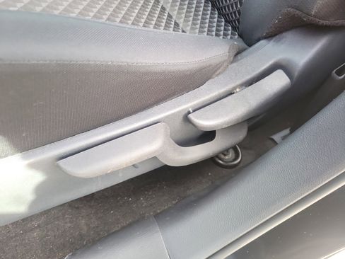 Used 2023 Nissan Versa S w/ Trunk Package image 10