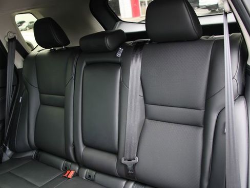 Certified 2024 Nissan Rogue SV w/ SV Premium Package AWD/4WD image 30
