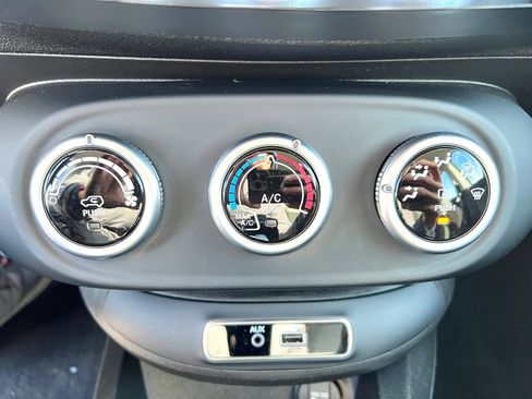 Used 2016 FIAT 500X Pop image 26