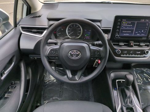 Used 2021 Toyota Corolla LE FWD image 15