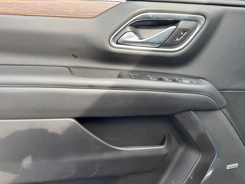 Used 2021 Chevrolet Tahoe High Country image 16