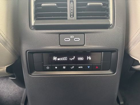 Used 2025 MAZDA CX-90 3.3 Turbo w/ Preferred Package image 27