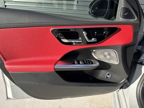 Used 2025 Mercedes-Benz C 300 Sedan image 21