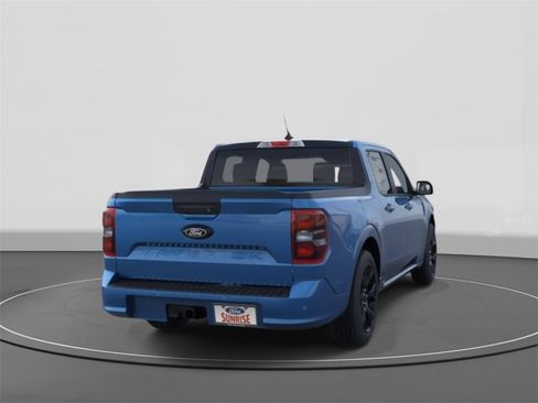 New 2025 Ford Maverick Lobo image 8