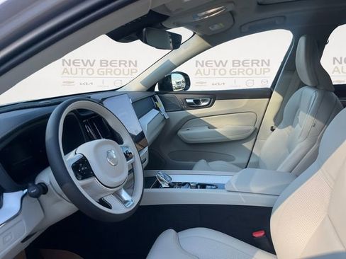 New 2026 Volvo XC60 B5 Ultra AWD/4WD image 9