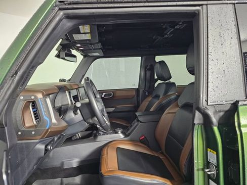 Used 2023 Ford Bronco Outer Banks w/ Sasquatch Package image 24