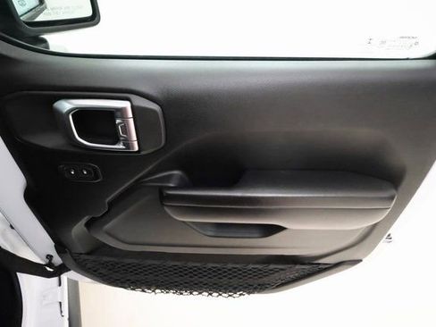 Used 2020 Jeep Wrangler Unlimited Sport image 25