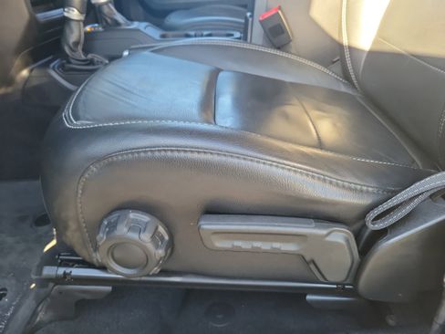 Used 2020 Jeep Gladiator Overland image 20