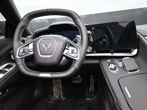Used 2024 Chevrolet Corvette Z06 RWD image 14