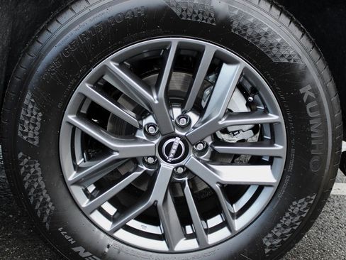 Certified 2025 Nissan Rogue S image 12