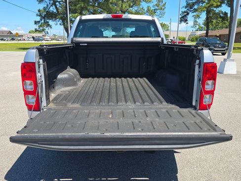 Used 2019 Ford Ranger XL w/ Equipment Group 101A Mid AWD/4WD image 23