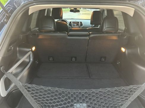 Used 2015 Jeep Cherokee Limited FWD image 6