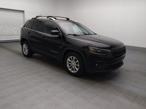 Used 2019 Jeep Cherokee Latitude w/ Popular Appearance Group FWD image 11