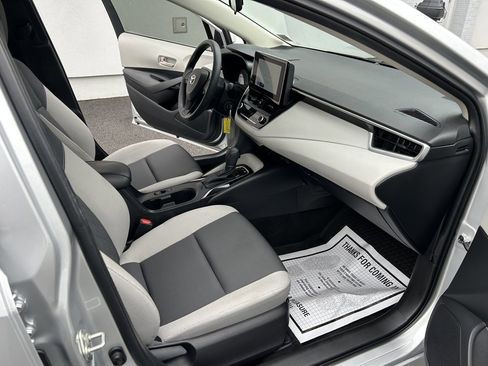 Certified 2025 Toyota Corolla LE image 13