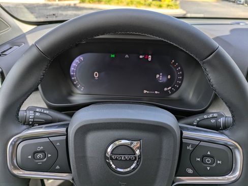 New 2026 Volvo XC40 B5 Core w/ Protection Package Premier AWD/4WD image 40