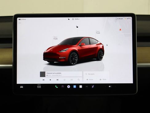 Used 2023 Tesla Model Y Long Range AWD/4WD image 23