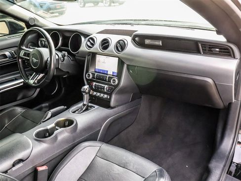 Used 2022 Ford Mustang GT Premium image 16