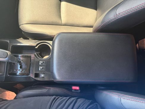 Used 2021 Toyota 4Runner TRD Off-Road Premium w/ Moonroof Package image 23