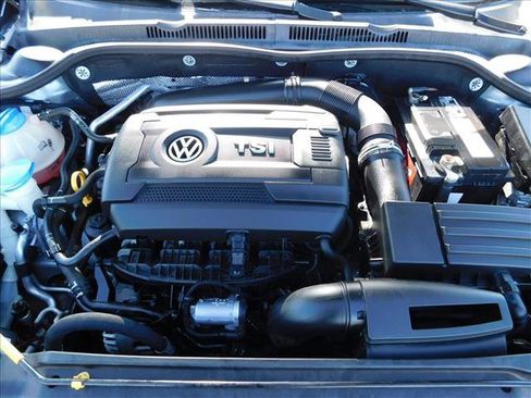 Used 2017 Volkswagen Jetta Sport FWD image 29