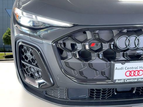 New 2025 Audi SQ5 Premium Plus image 10