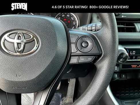 Used 2020 Toyota RAV4 XLE w/ Carpet Mat Package AWD/4WD image 13