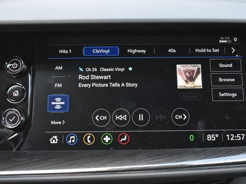 Used 2023 Buick Envision Essence w/ Sport Touring Package AWD/4WD image 30