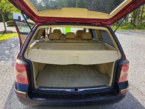 Used 2001 Volkswagen Passat GLX AWD/4WD image 14