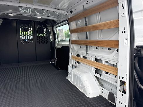 Used 2025 Ford Transit 250 Low Roof w/ Exterior Upgrade Package RWD image 16