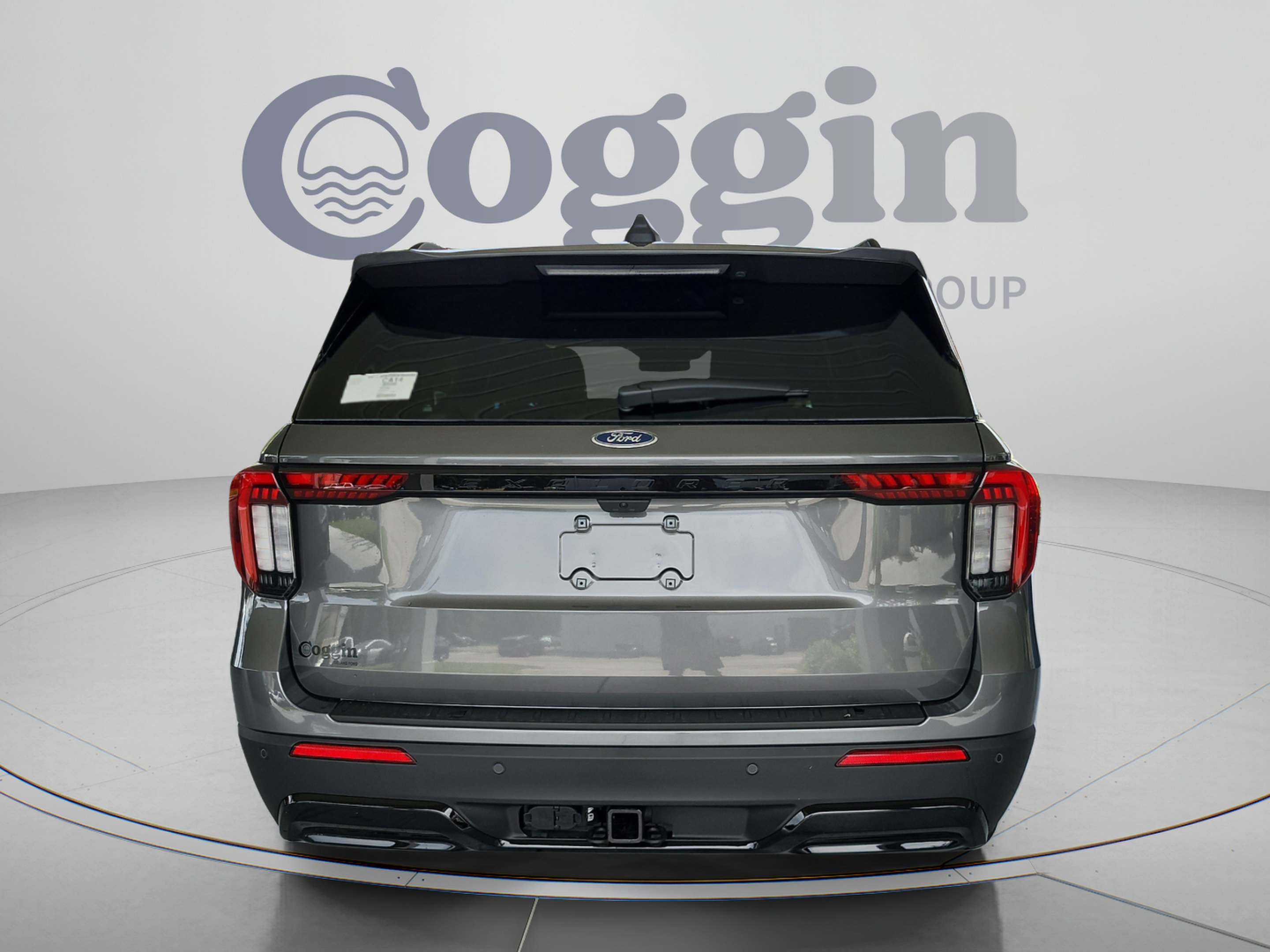 New 2026 Ford Explorer ST-Line w/ ST-Line Street Pack RWD image 4