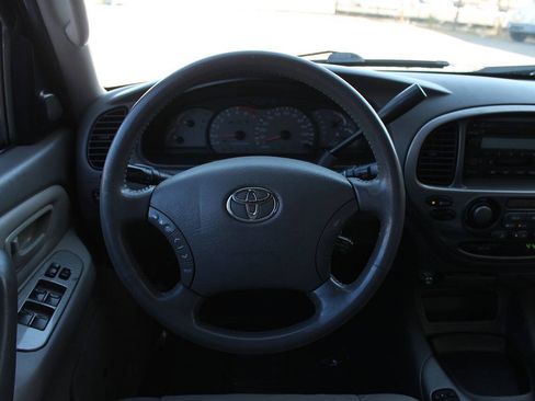 Used 2003 Toyota Sequoia Limited RWD image 37