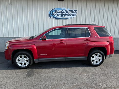 Used 2013 GMC Terrain SLT AWD/4WD image 2