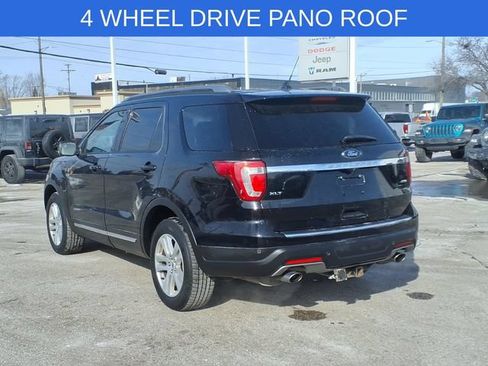 Used 2018 Ford Explorer XLT w/ Equipment Group 202A AWD/4WD image 7