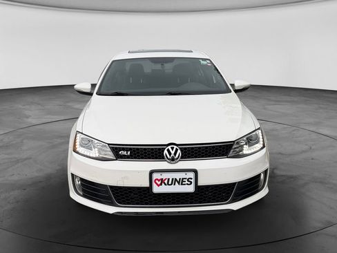 Used 2013 Volkswagen Jetta GLI FWD image 2