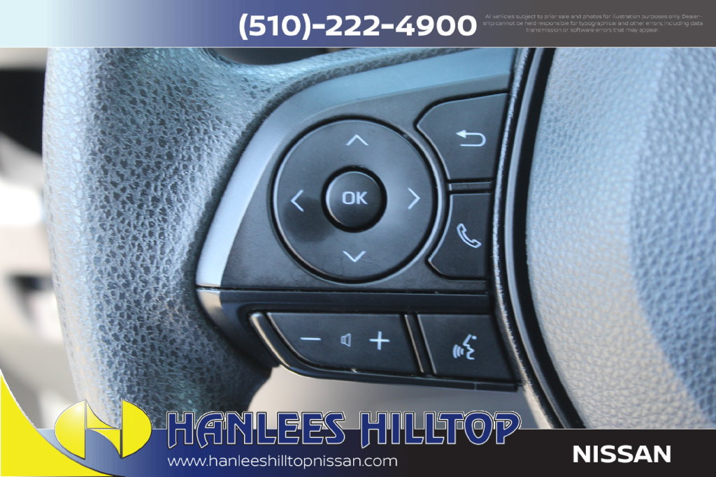Used 2025 Toyota RAV4 XLE FWD image 26