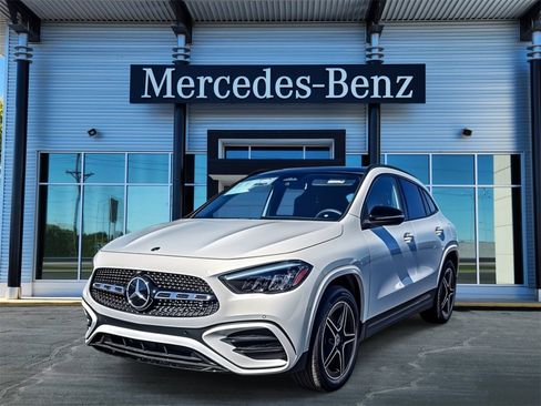 New 2025 Mercedes-Benz GLA 250 4MATIC image 3