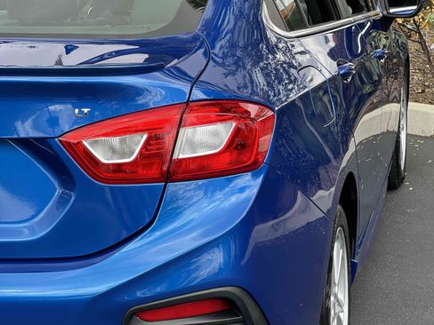 Used 2017 Chevrolet Cruze LT w/ Convenience Package FWD image 52