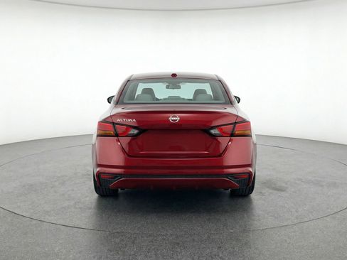Used 2025 Nissan Altima 2.5 SV image 7