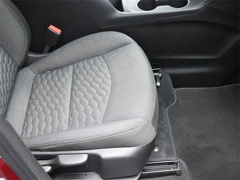 Used 2019 Chevrolet Equinox LT image 25