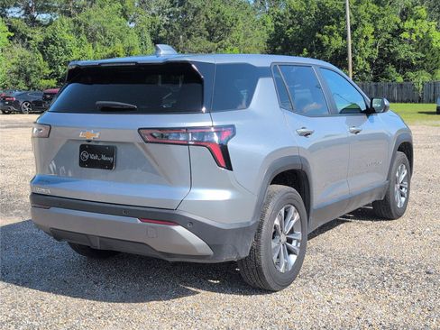 Used 2025 Chevrolet Equinox LT FWD image 7