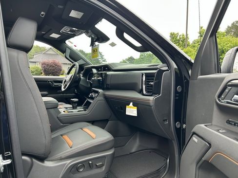 New 2025 GMC Sierra 1500 AT4 w/ AT4 Premium Package image 48