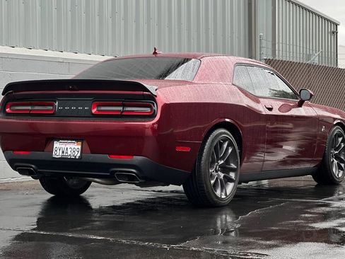 Used 2021 Dodge Challenger R/T Scat Pack w/ Shaker Package RWD image 6