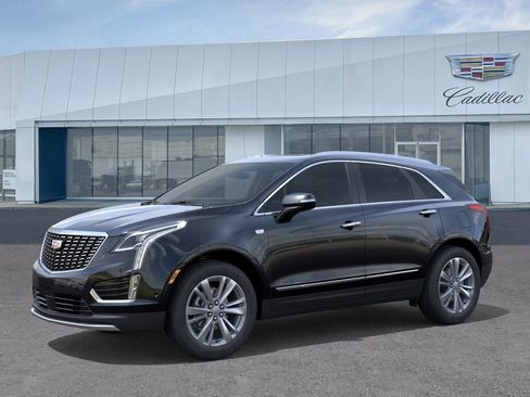 New 2026 Cadillac XT5 Premium Luxury image 2