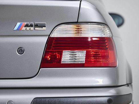 Used 2003 BMW M5 image 22