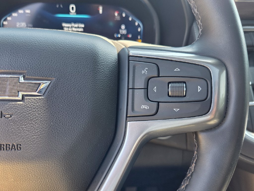 Used 2024 Chevrolet Tahoe Z71 w/ Luxury Package AWD/4WD image 23