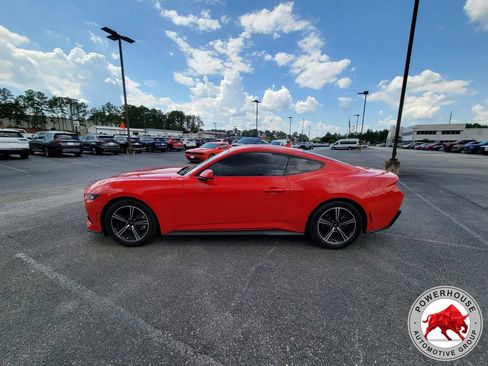 Certified 2024 Ford Mustang Coupe RWD image 3